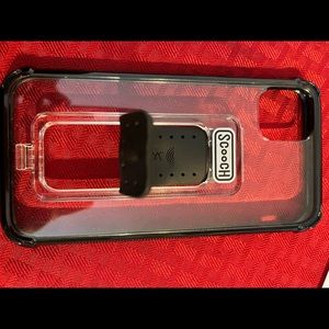 Scooch Wingman, iPhone 11.